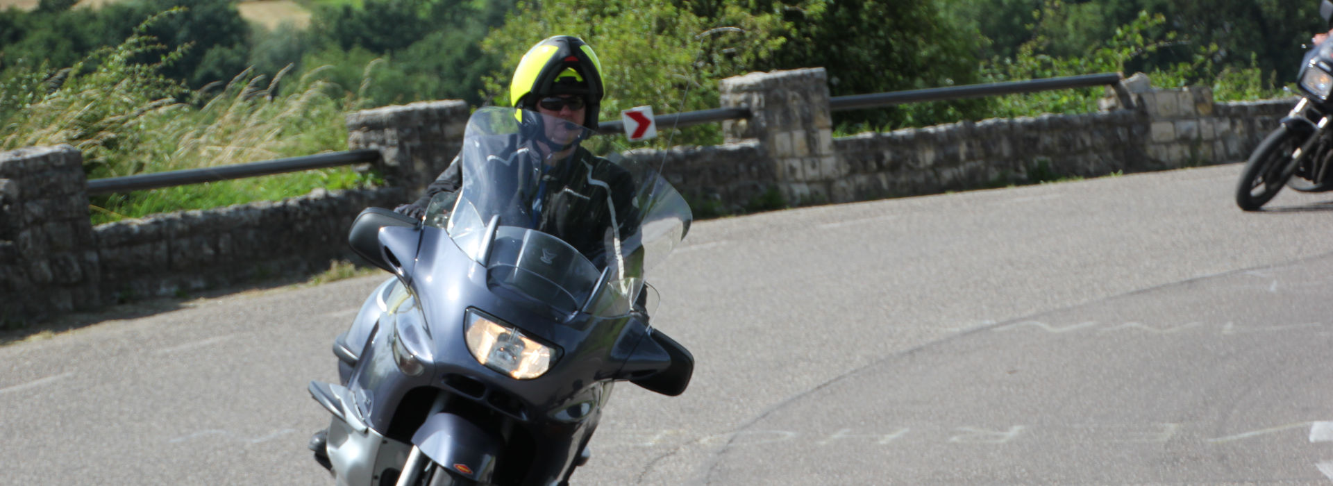 Motorrijschool Motorrijbewijspoint Oosthem motorrijlessen
