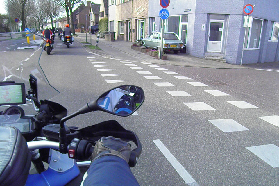 Motorrijbewijspoint Zeewolde theorie cursus online